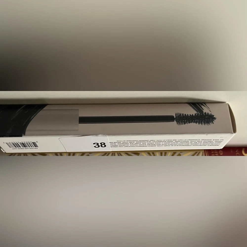 Kat Von D Epic Curl Lash Primer - Blue - Picture 4 of 5